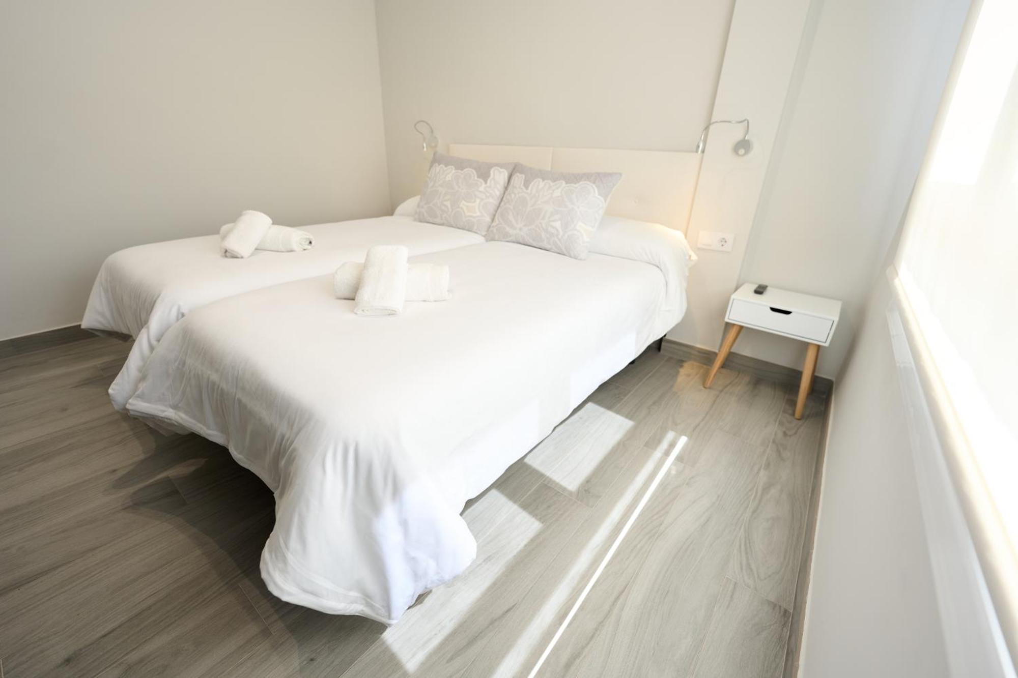 אלמריה Paseo Maritimo - Apartamento A Estrenar, A Pie De Playa, Con 2 Banos מראה חיצוני תמונה