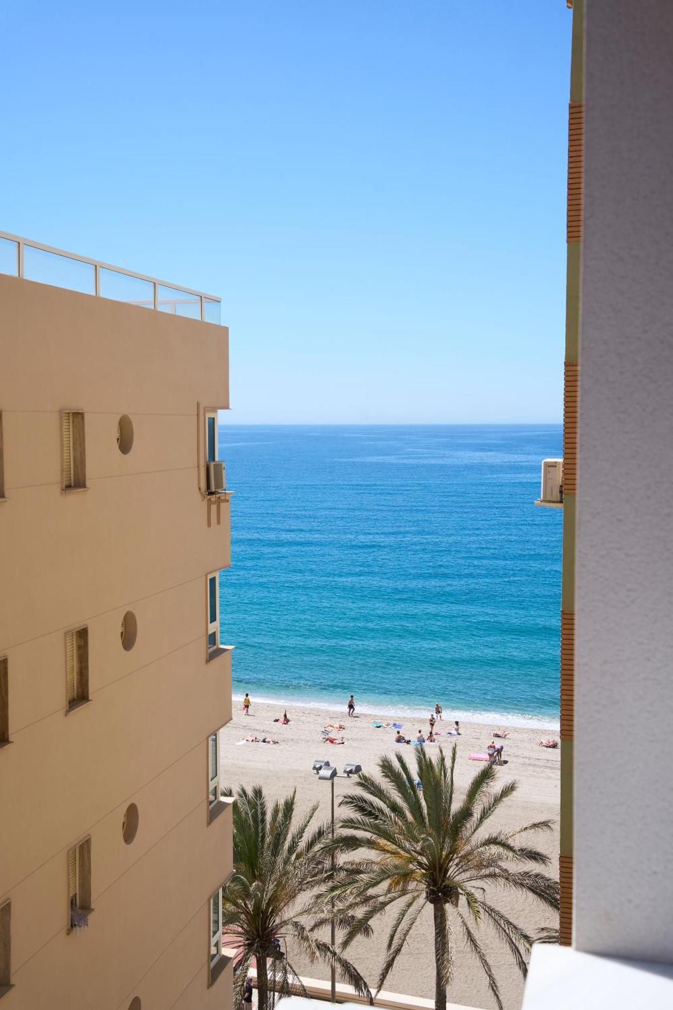 אלמריה Paseo Maritimo - Apartamento A Estrenar, A Pie De Playa, Con 2 Banos מראה חיצוני תמונה